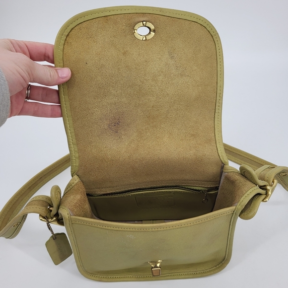 Vintage Coach Legacy Small Fold Over Flap Shoulder Bag Purse Green Leather - Picture 8 of 13